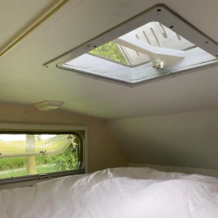 Kemping Camping Car De L'eau D'heure - 4pers *